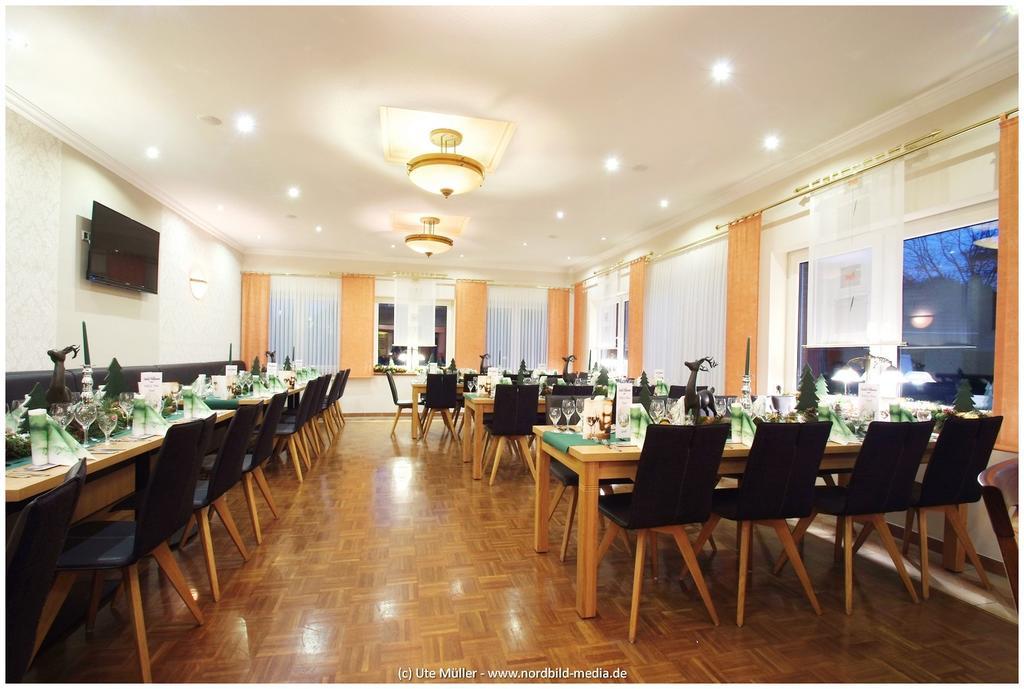 Zur Linde Hotel Heede Ngoại thất bức ảnh