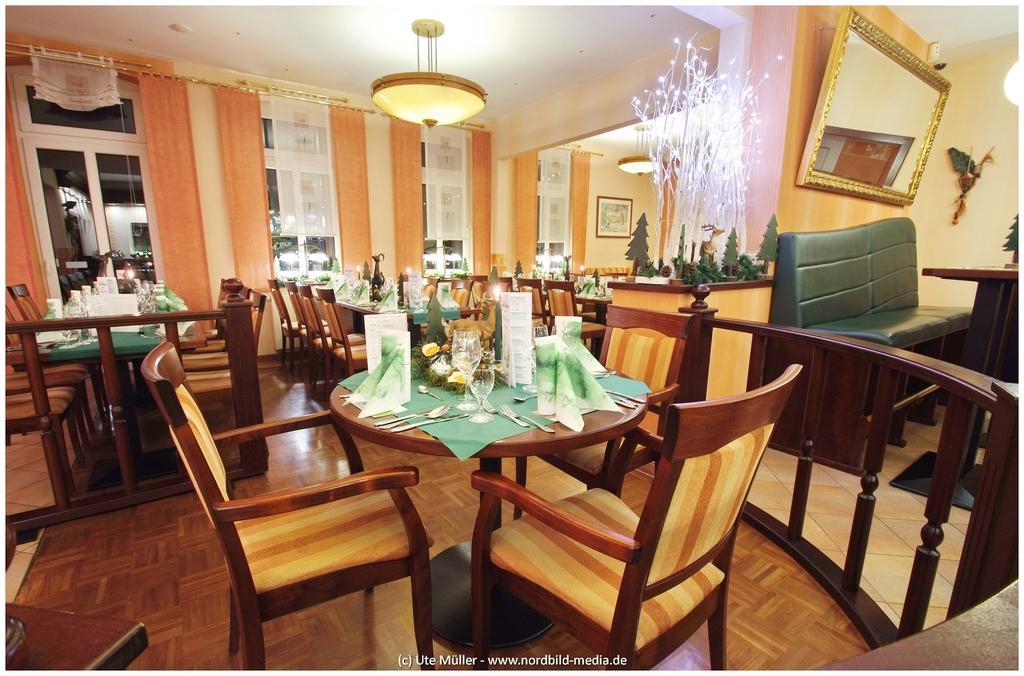 Zur Linde Hotel Heede Ngoại thất bức ảnh